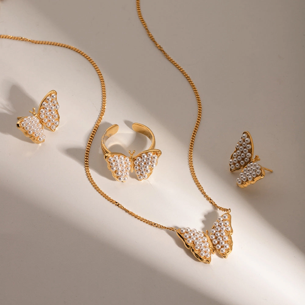 Wholesale Geometric Pearl Butterfly Pendants