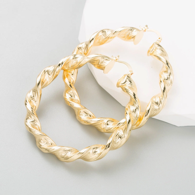Wholesale Geometric Spiral Alloy Earrings
