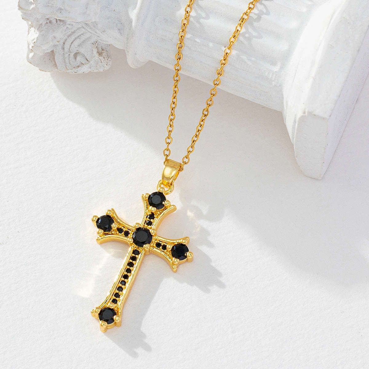 Wholesale Gilded Cross Geometry Zircon Vintage Pearl Necklace
