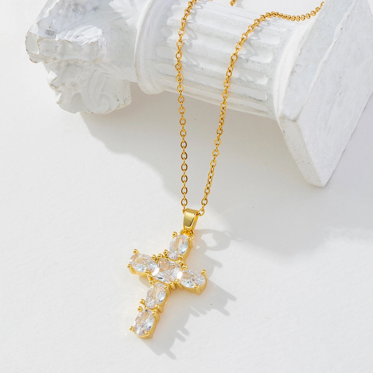 Wholesale Gilded Cross Geometry Zircon Vintage Pearl Necklace
