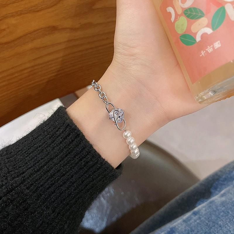 Wholesale Girls Retro Niche Temperament Pearl Bracelet