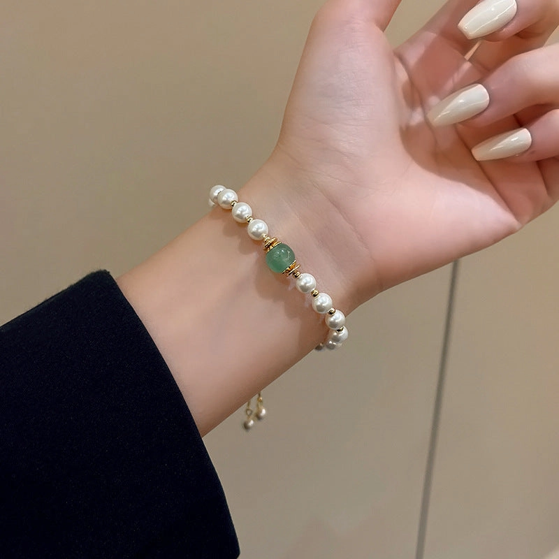 Wholesale Girls Retro Niche Temperament Pearl Bracelet