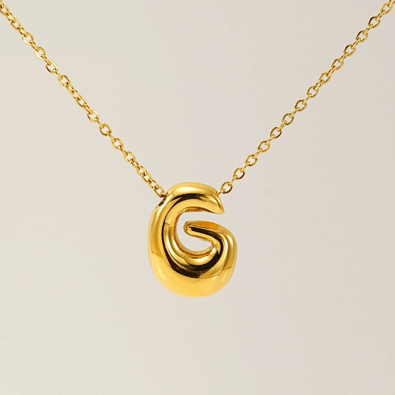 Wholesale Glossy bubble letter necklace for women 26 English letter pendants