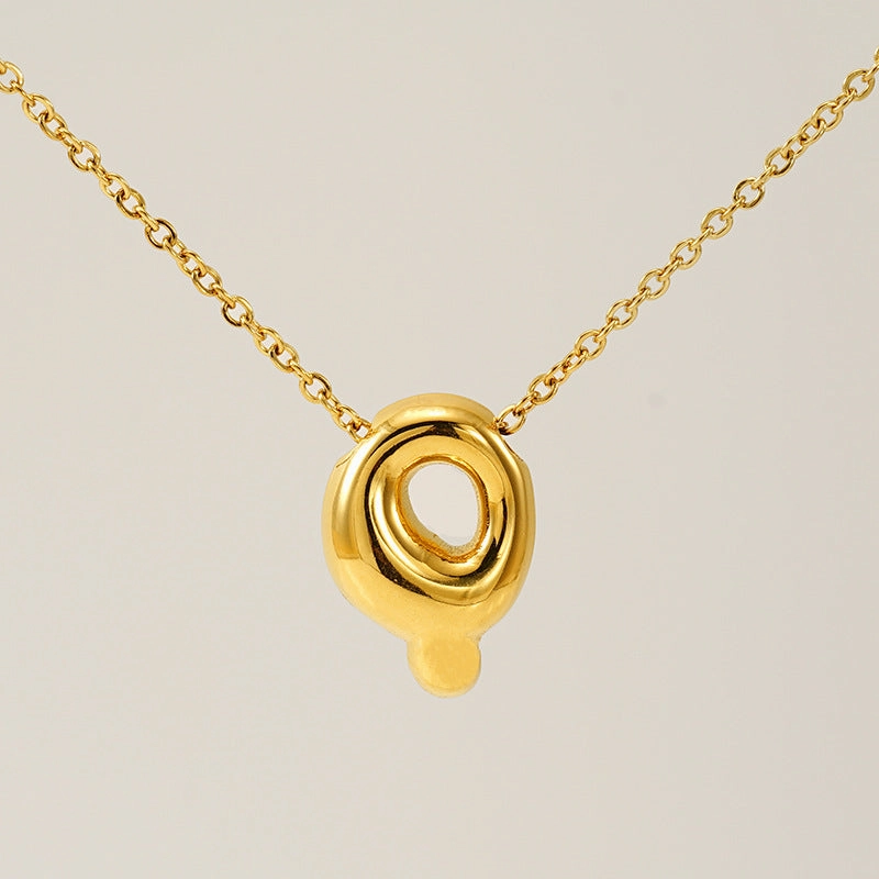 Wholesale Glossy bubble letter necklace for women 26 English letter pendants
