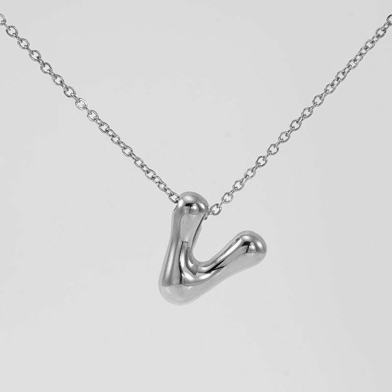 Wholesale Glossy bubble letter necklace for women 26 English letter pendants