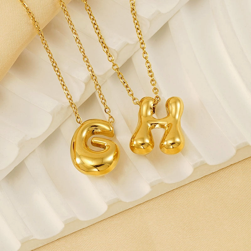 Wholesale Glossy bubble letter necklace for women 26 English letter pendants