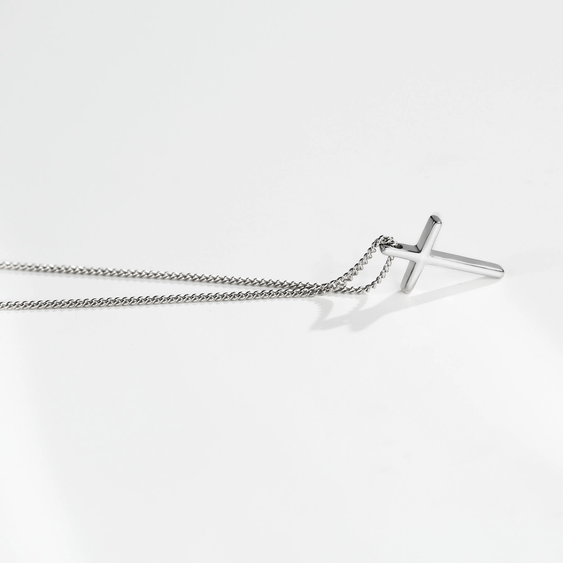 Wholesale glossy cross S925 sterling silver necklace
