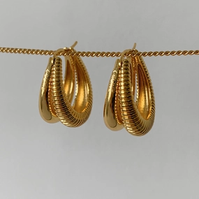 Wholesale Gold-plated spiral twill cool minimalist fashion Earrings