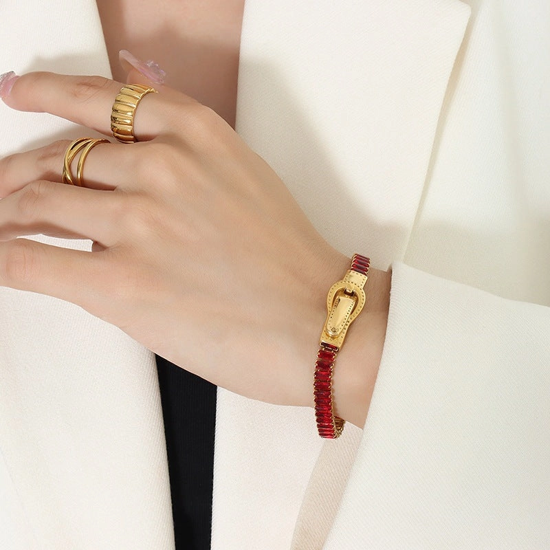 Wholesale gold-plated zircon double-sided iron buckle design titanium steel four-corner buckle bracelet