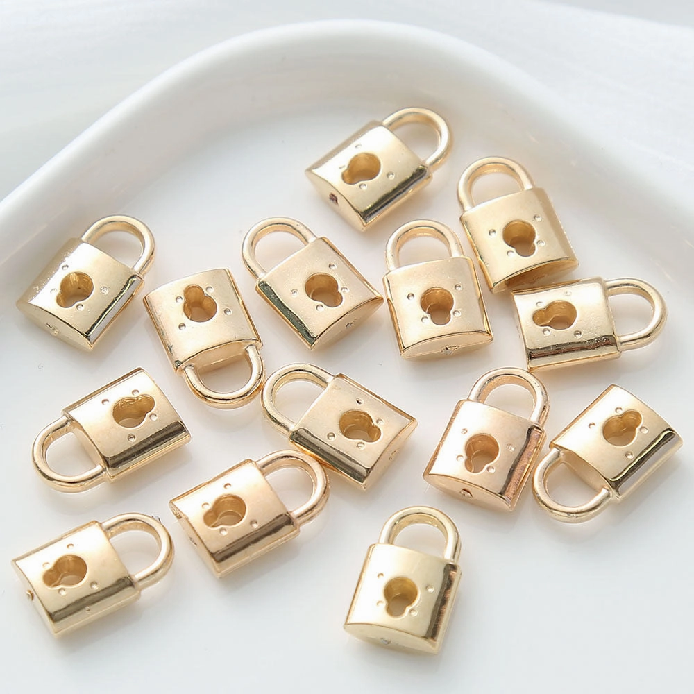 Wholesale Gold Vintage Bracelet Pendant Butterfly Tulip Collection Diy Accessories