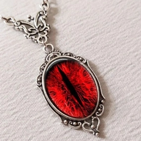 Wholesale Gothic blood cat eye vampire relief vintage necklace