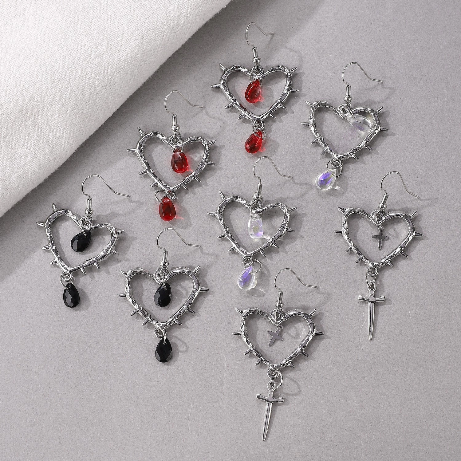 Wholesale Gothic handmade thorn heart-shaped cross water drop punk pendant