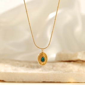 Wholesale Green Stainless Steel Creative Necklace