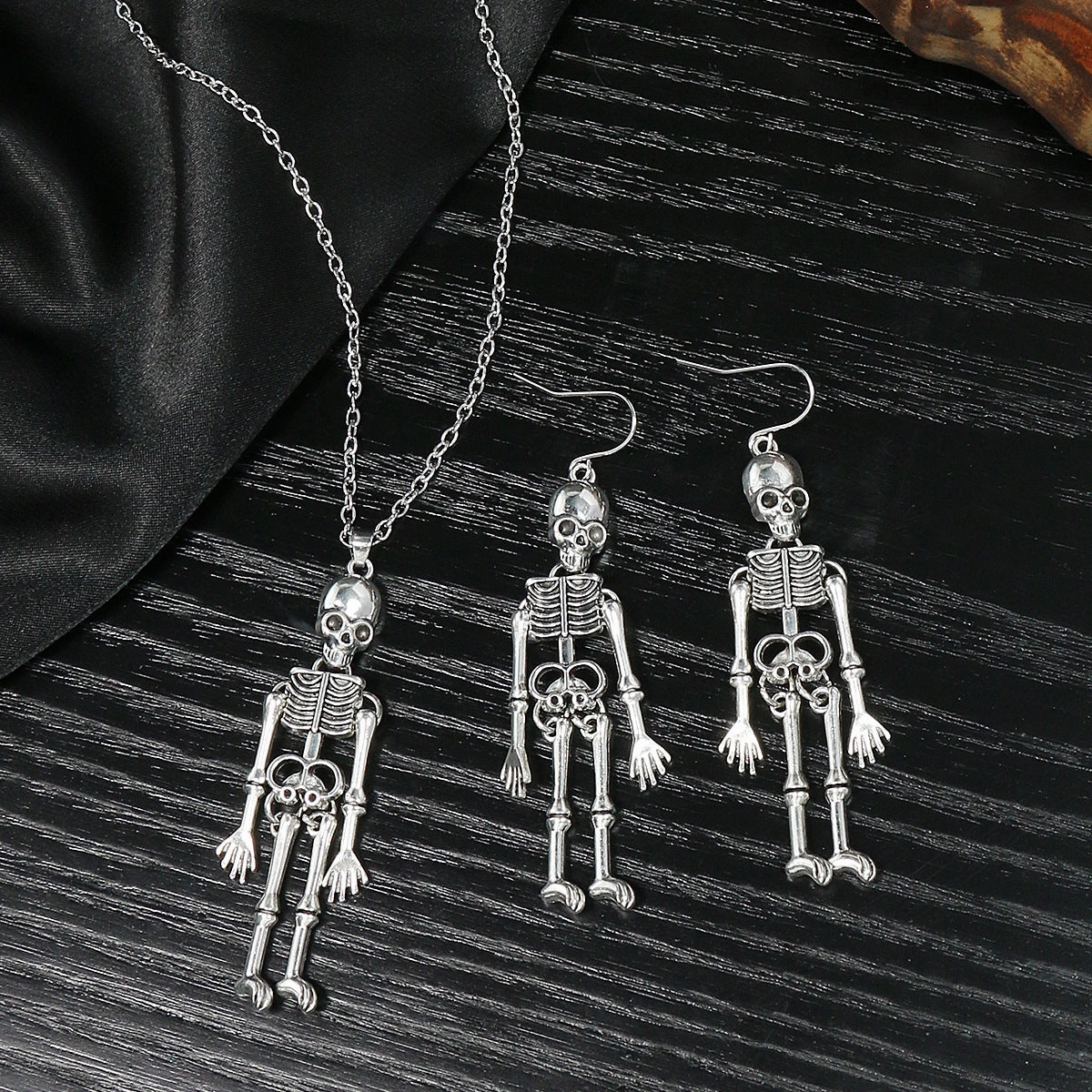 Wholesale Halloween Exaggerated Creative Skeleton Skeleton Dark Style Earrings