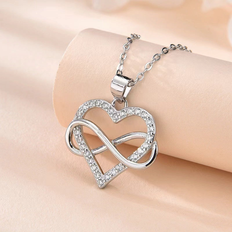 Wholesale Heart Diamond Pendant Necklace Clavicle Chain