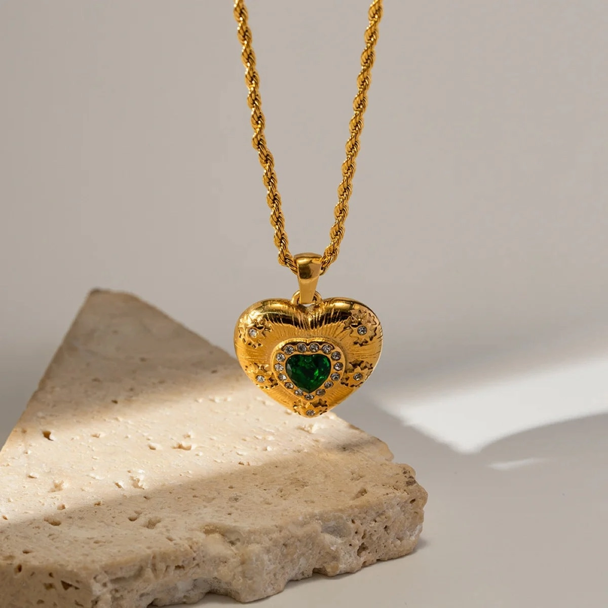 Wholesale Heart-shaped Lava Texture Zircon Necklace
