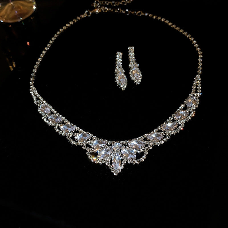 Wholesale Heavy Diamond Drop U-Shaped Tassel Earrings and Necklace Two-Piece Set