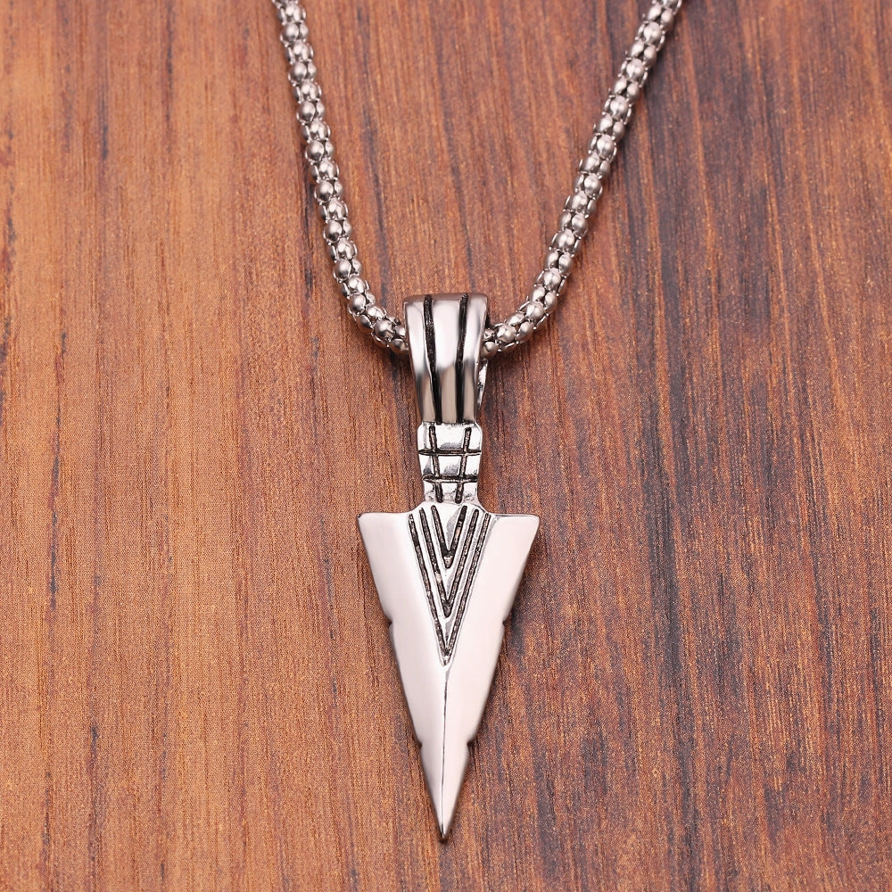 Wholesale Hip Hop Hiphop Maple Leaf Titanium Steel Sweater Chain
