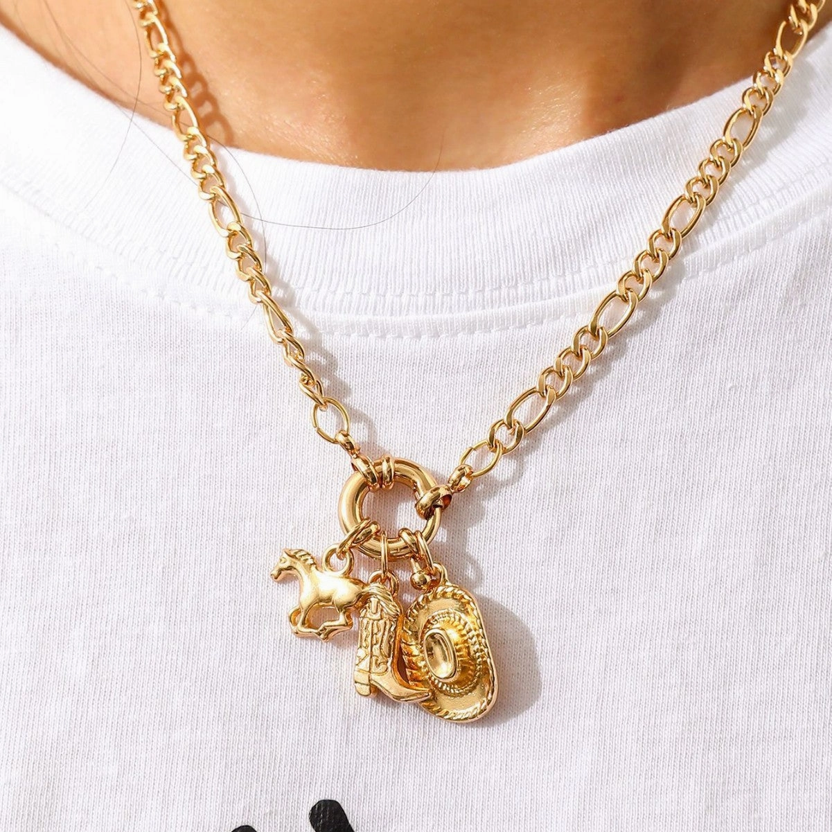 Wholesale Hip Hop Horse Western Style Cowboy Hat Necklace