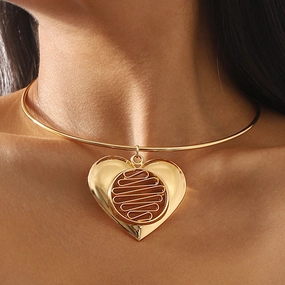 Wholesale Hollow Heart Exaggerated Metal Pendant Necklace