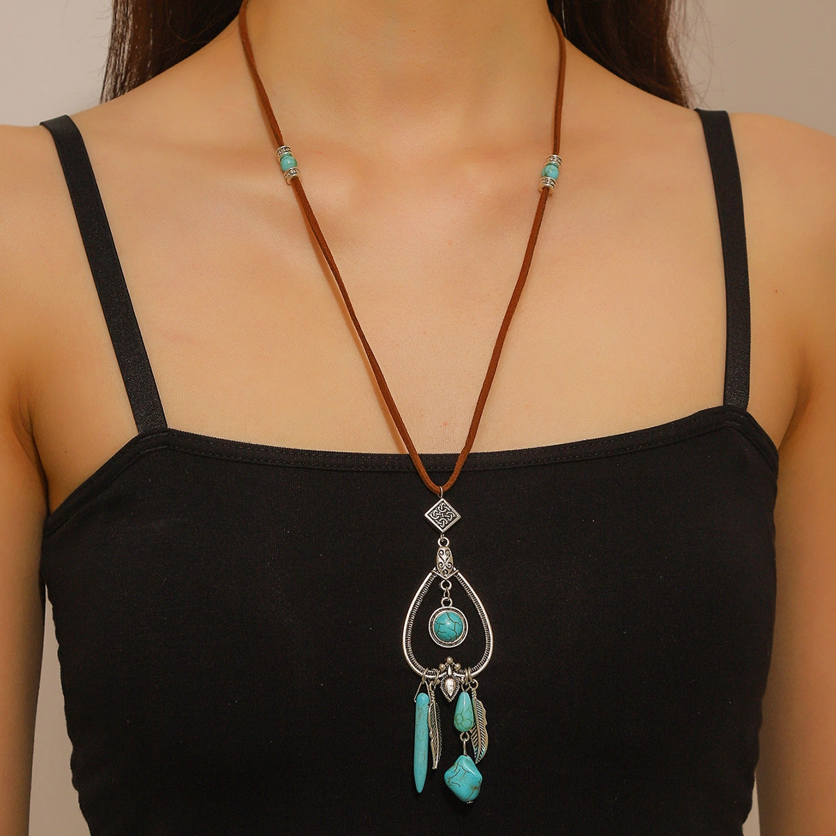 Wholesale Hot Selling Accessories Bohemian Turquoise Brown Leather Long Vintage Necklace