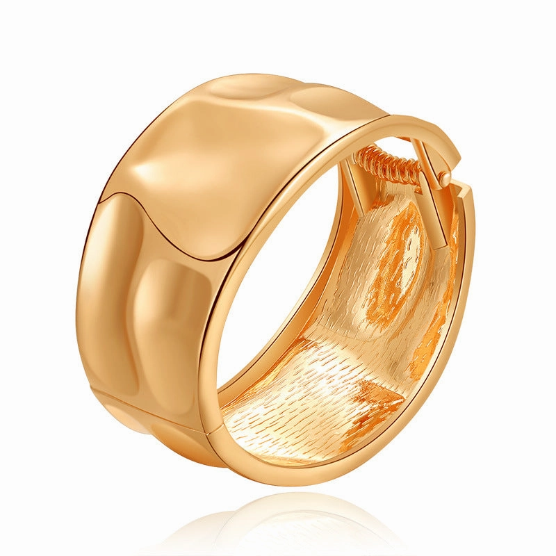 Wholesale Irregular Concave and Convex Gold and Silver Tinfoil Wide Design Exaggerated Bracelets