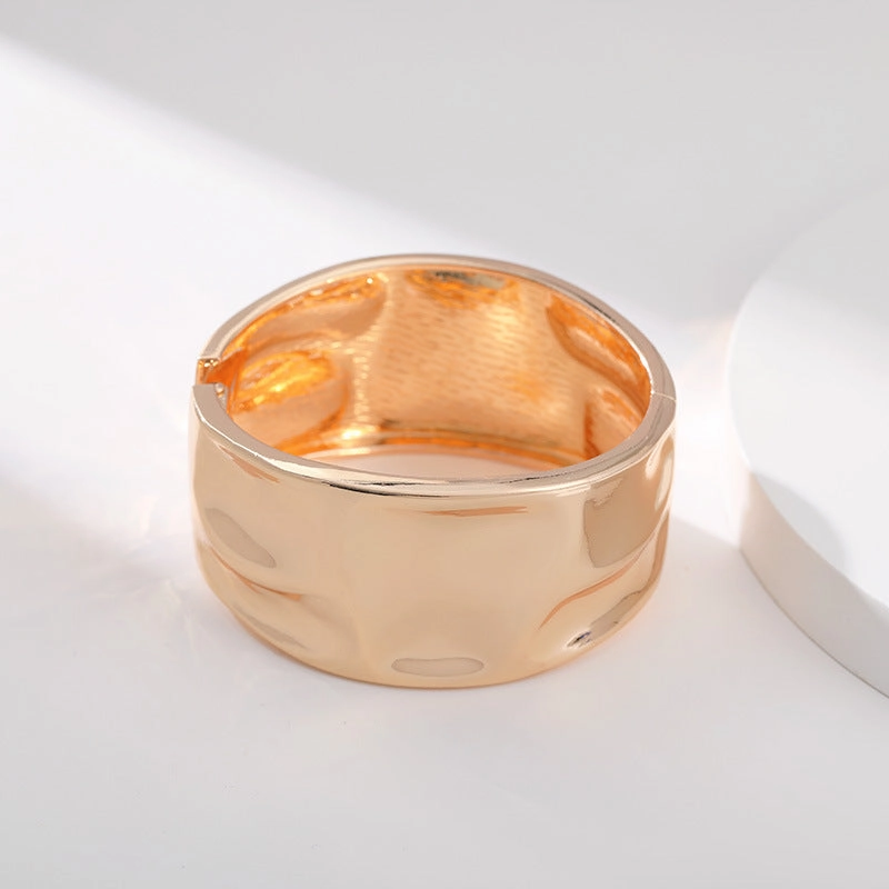 Wholesale Irregular Concave and Convex Gold and Silver Tinfoil Wide Design Exaggerated Bracelets