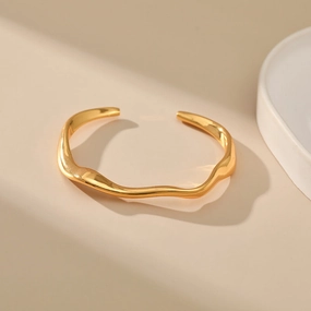 Wholesale Irregular Lines Twisted Bracelets