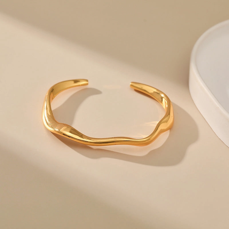 Wholesale Irregular Lines Twisted Bracelets