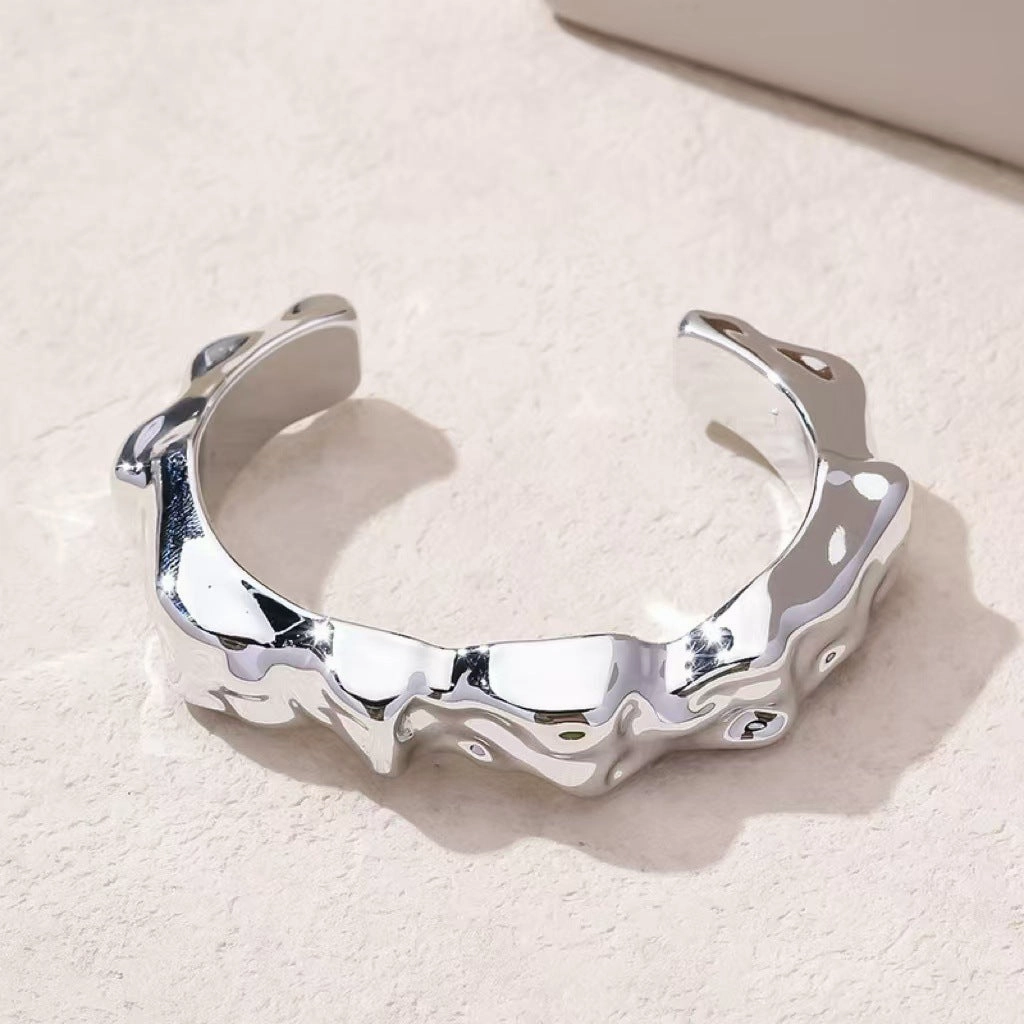 Wholesale Irregular Wave Shape Acrylic Opening Bracelet Explosion Personalized Ladies Bracelet
