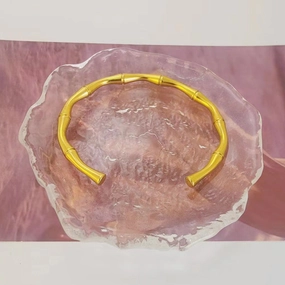 Wholesale Ladies Open Bamboo Section Simple Gold Titanium Steel Bracelet