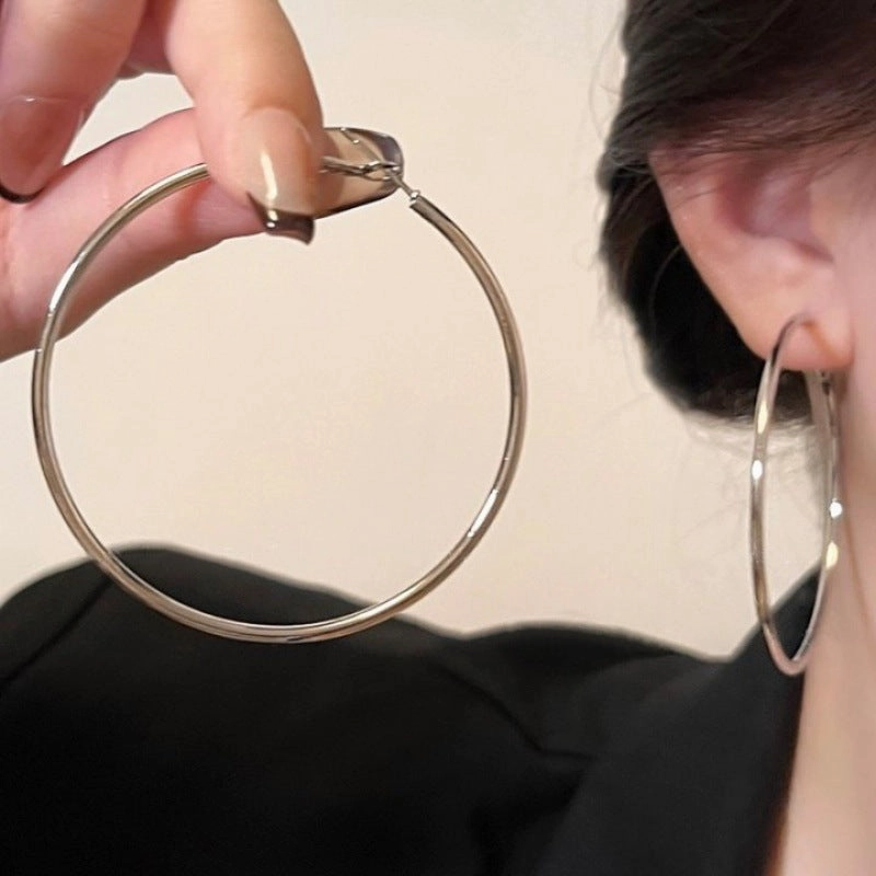 Wholesale Large circle simple personality cool style temperament Earrings
