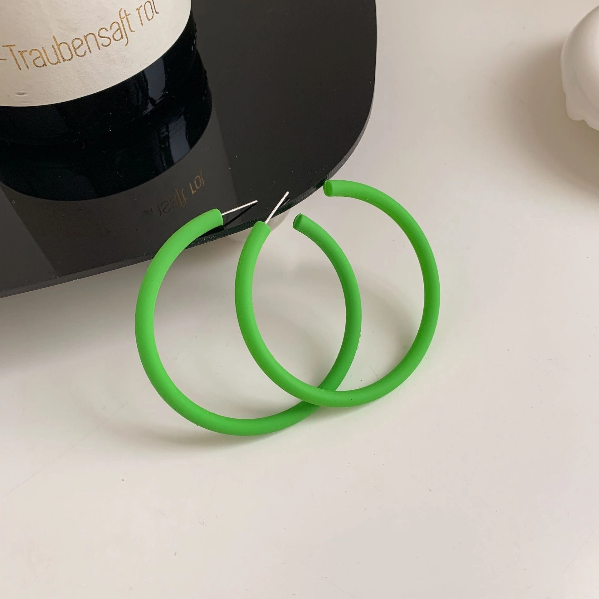 Wholesale Large hoop earrings C shape