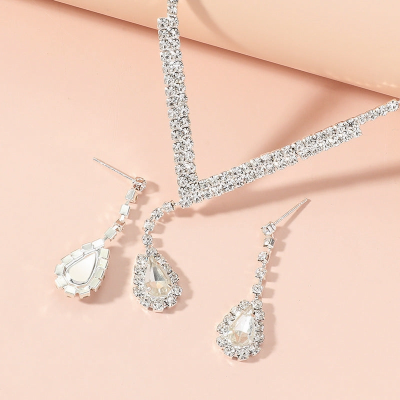 Wholesale Light Luxury Trend Versatile Simple Geometric Necklace Earring Set