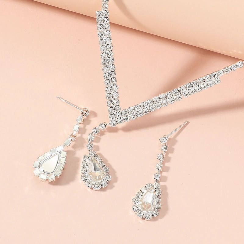 Wholesale Light Luxury Trend Versatile Simple Geometric Necklace Earring Set