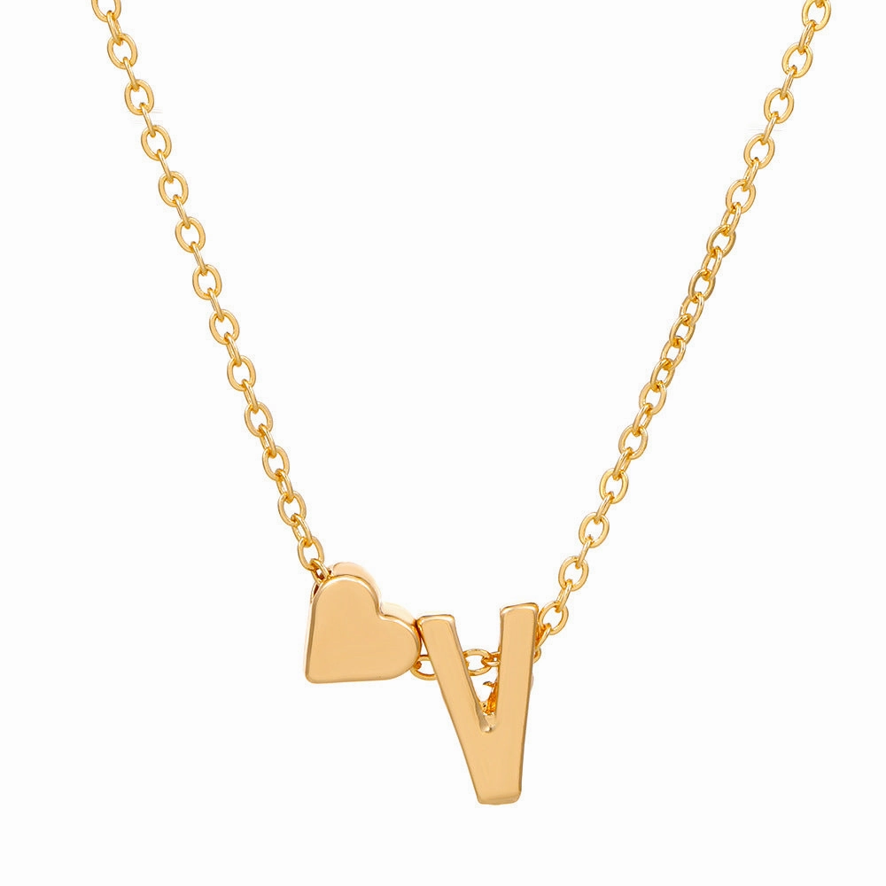 Wholesale love 26 English letters creative heart-shaped short clavicle chain