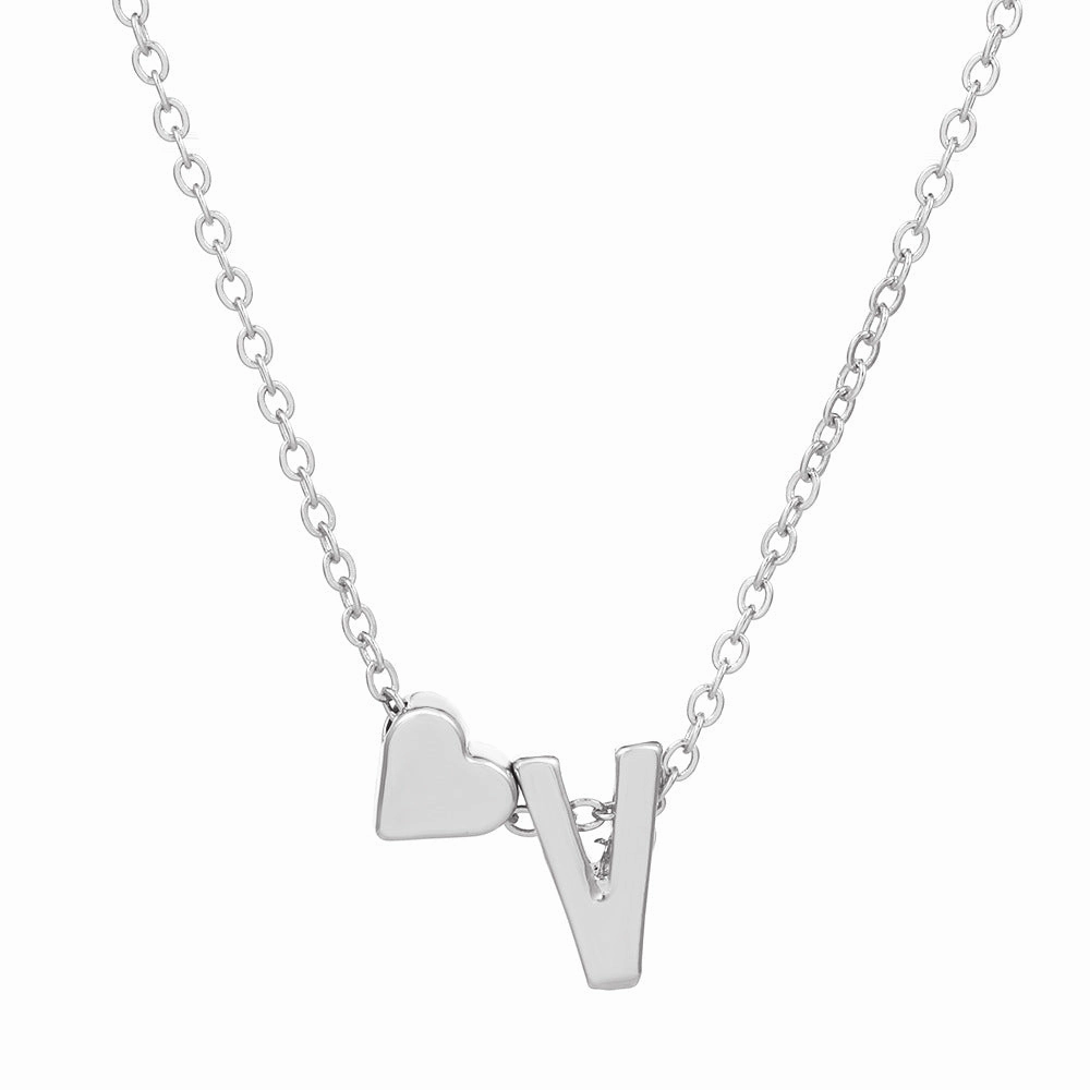 Wholesale love 26 English letters creative heart-shaped short clavicle chain