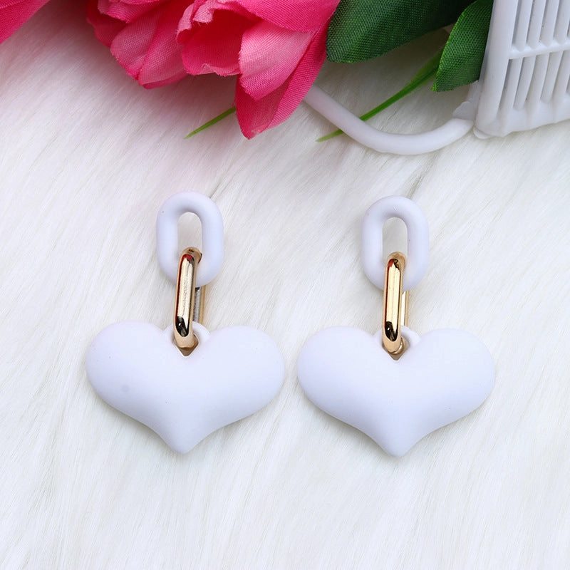 Wholesale Love Acrylic Simple Gold Buckle Chain Earrings