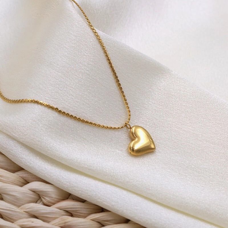 Wholesale Love Necklace, Niche Design Titanium Steel Necklaces