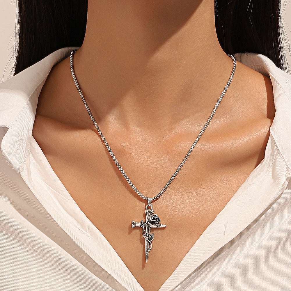 Wholesale Love Rose Necklace Gothic Wrapped Flower Heart-shaped Clavicle Chain Valentine's Day