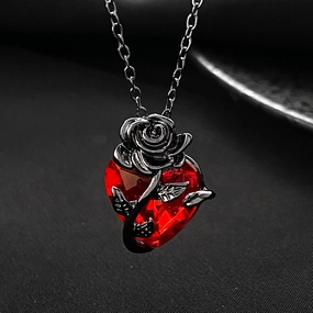 Wholesale Love Rose Necklace Gothic Wrapped Flower Heart-shaped Clavicle Chain Valentine's Day