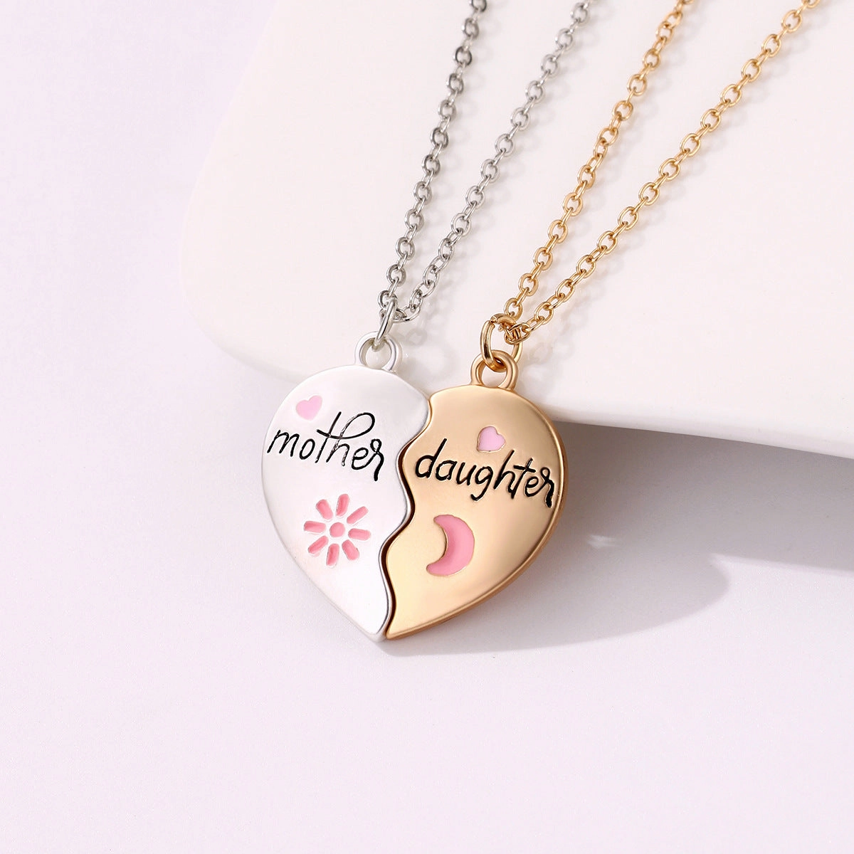 Wholesale Love stitching parent-child necklace mother and daughter magnetic pendant