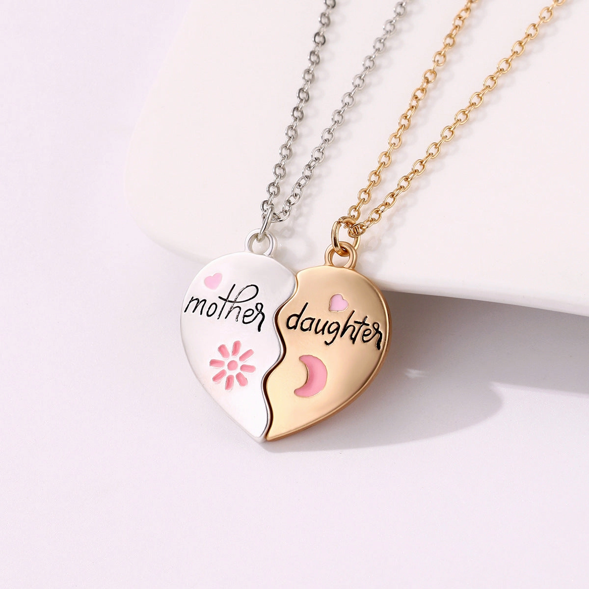 Wholesale Love stitching parent-child necklace mother and daughter magnetic pendant