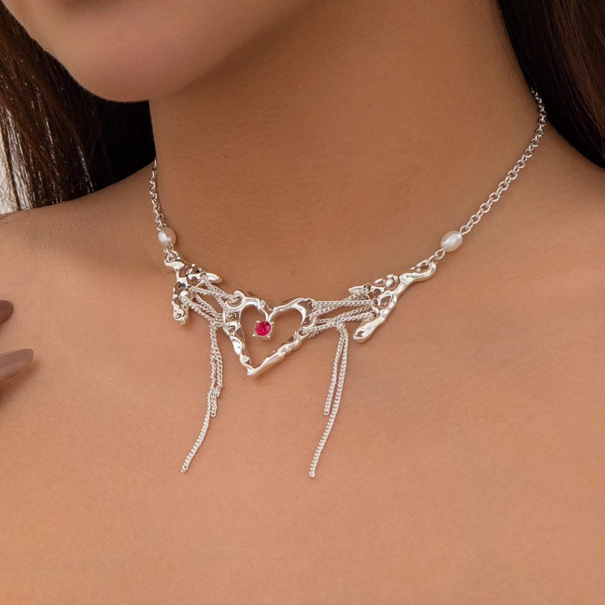 Wholesale Love Tassel Rhinestone Clavicle Chain Lava Liquid Metal Pleated Necklace