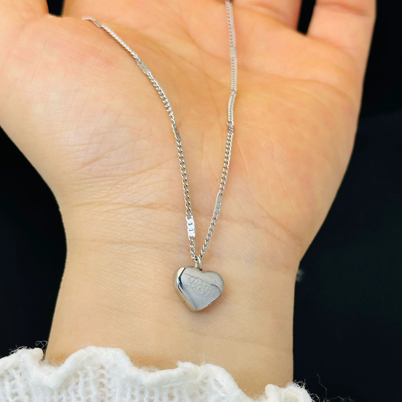 Wholesale Love Temperament Non-fading Peach Heart Titanium Steel Jewelry Necklace