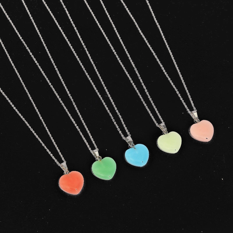 Wholesale Luminous Pendant Heart Natural Stone Titanium Steel Chain Necklaces