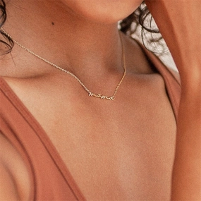 Wholesale mama pendant clavicle necklace