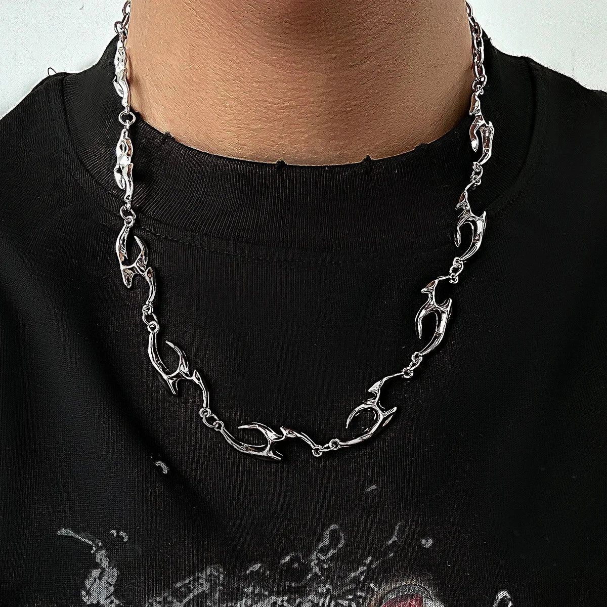 Wholesale Men's irregular necklace stainless steel clavicle chain