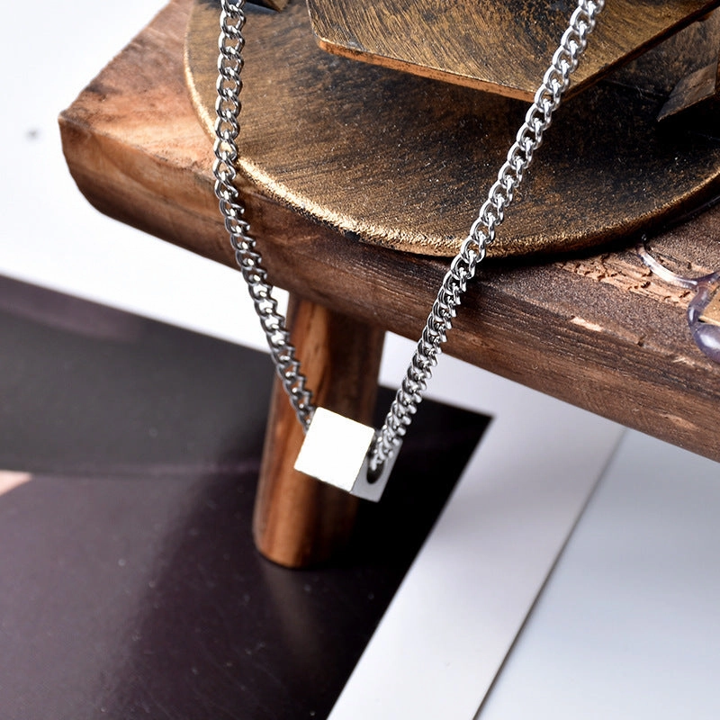 Wholesale Men's Trendy Hip-hop Style Simple All-match Sweatshirt Collarbone Chain Design Sense