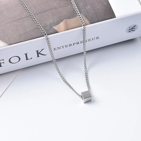 Wholesale Men's Trendy Hip-hop Style Simple All-match Sweatshirt Collarbone Chain Design Sense